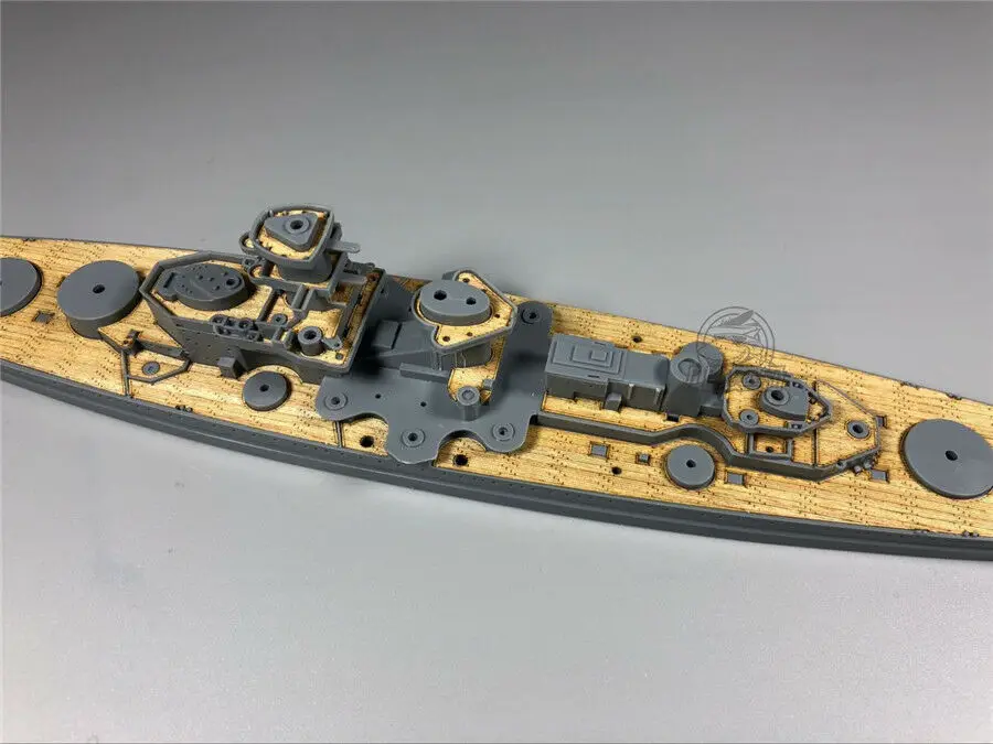 Deutsches Genisenau-Holzdeck im Maßstab 1:700 für Tamiya 77520, Schiffsmodellbausätze # 700027