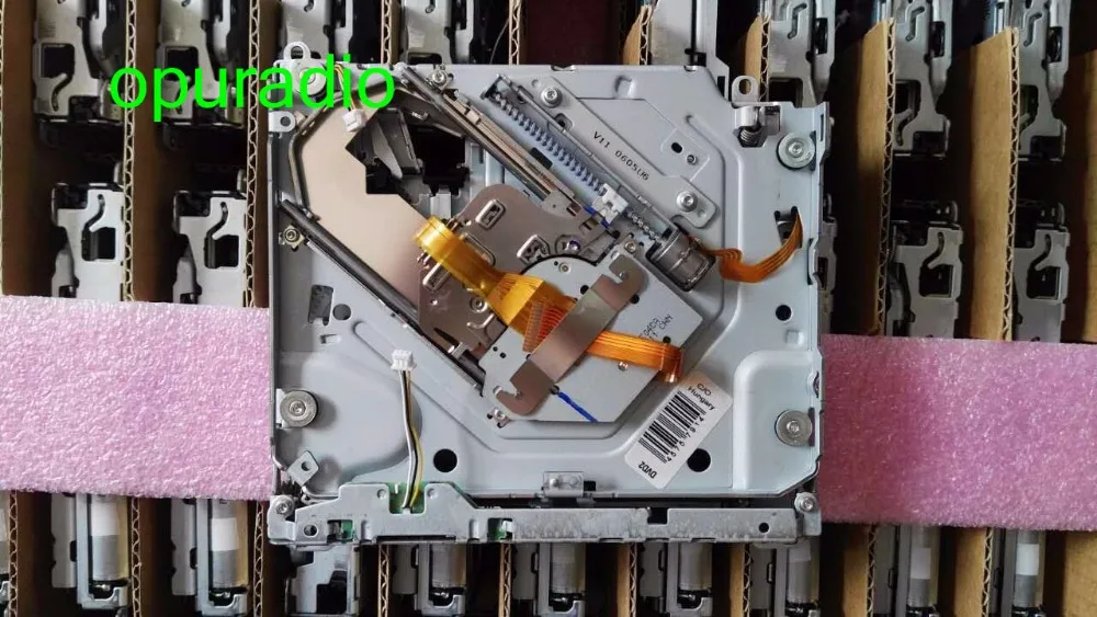 شحن مجاني DVD آلية DVD-M3.5 بدون لوحة الكمبيوتر ل BNW MK4 مرسيدس Mondio مشغل أسطوانات للسيارة الملاحة الصوت