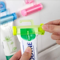 Dental Cream Bathroom Accessories Manual Syringe Gun Dispenser Rolling Squeezer Toothpaste Dispenser Tube Sucker Holder