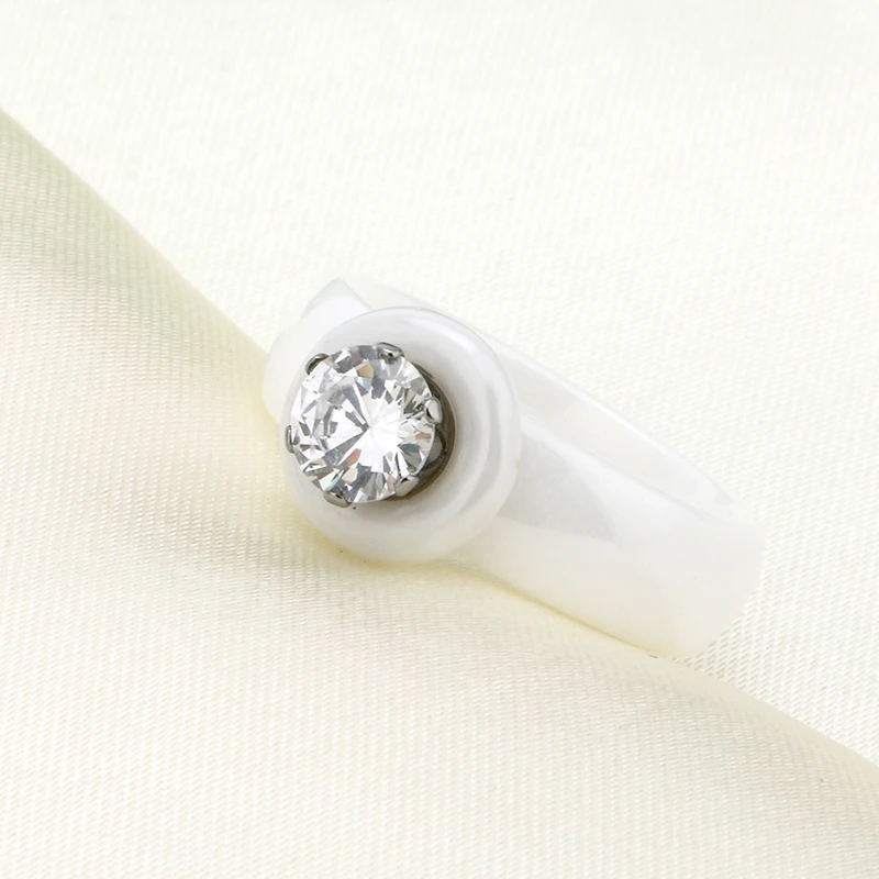 2017 New Brand Design Elegant Luxury Big Crystal Ring Jewelry Silver Plated Black White Ceramic Ring Wedding Bride Accessories