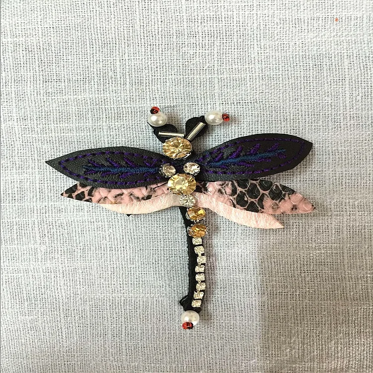 1Pcs Rhinestone Dragonfly Beaded Patch for Clothing Sewing on Beading Applique Shirt Shoes Bags Apparel DIY Decoration Patches