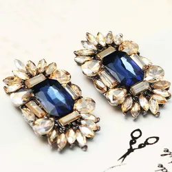 2 color  fashion earrings New arrival brand sweet metal with gems bees crystal earring for women girls