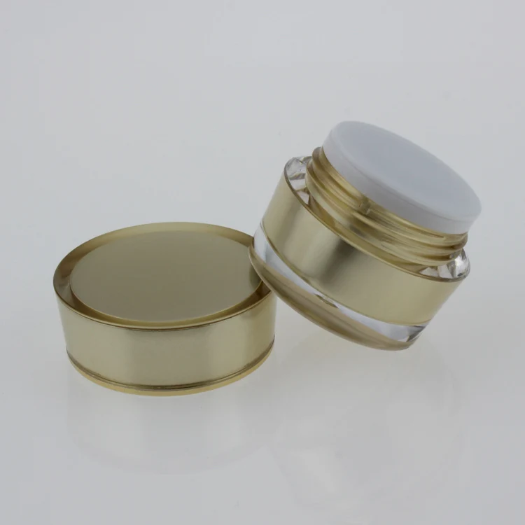 

small plastic jar for cosmetic