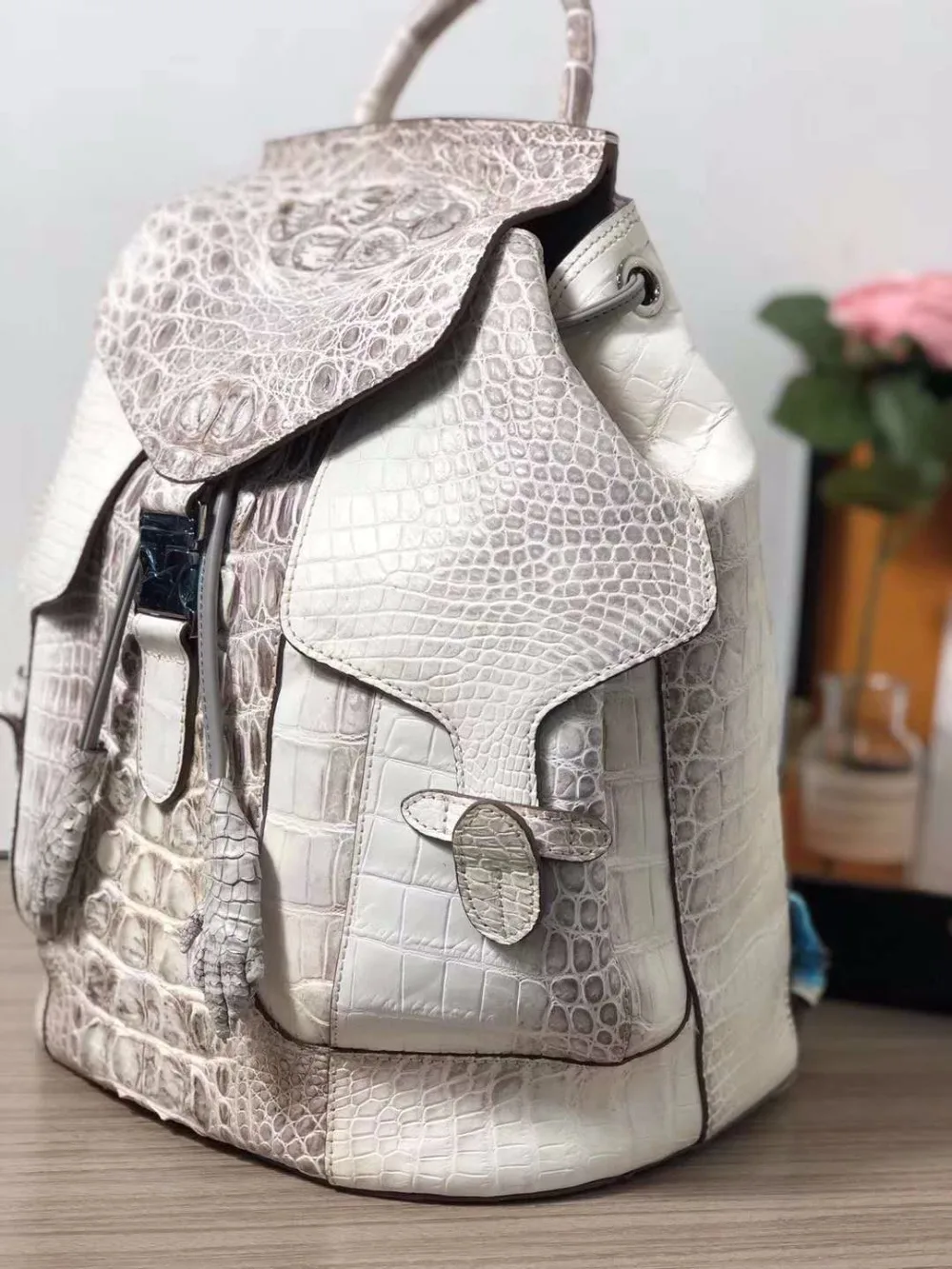 2018 new 100% luxury solid genuine real crocodile leather head skin Himalaya white color backpack daily bag for men and women