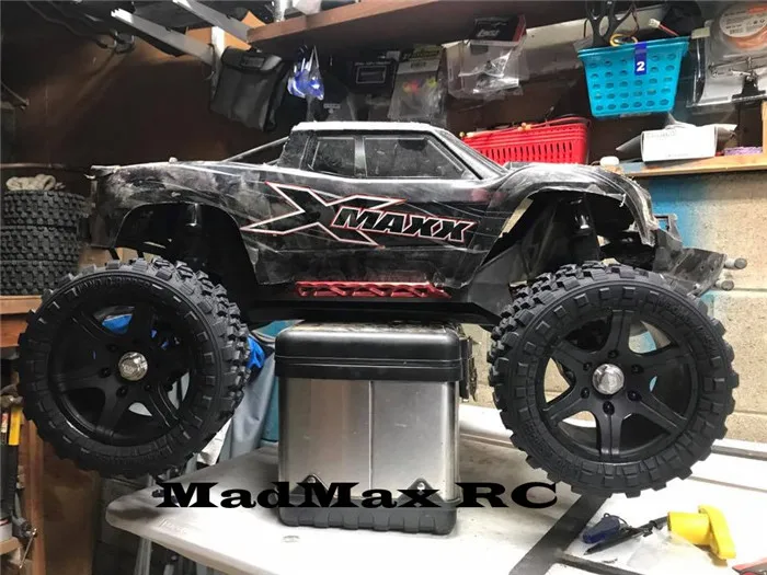 MadMax Light Weight Waterproof Grip Tire Wide Wheel Alloy Adapter Nut for 1/5 Traxxas X-maxx Monster Truck