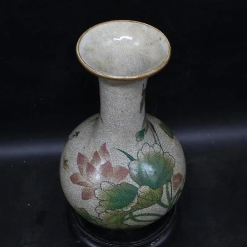 China Old Porcelain Cracked Glaze Pastel Lotus Vase