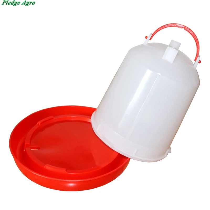 

4L Plastic Chicken Water Kettle Shape Drinking Cup Bird Farm Animal Supplies Fountain Waterer And Watering oule animal de ferme