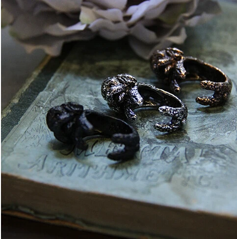 Kinitial 1PCS Antique Bronze Black Detailed Toy Poodle Shaped Animal Ring Tiny Dog Rings for Puppy Lover Gift anillos mujer