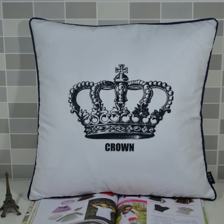 

45*45 CM Decorative Pillowcase Designer White Royal Crown Print High Quality Throw Pillow Cover