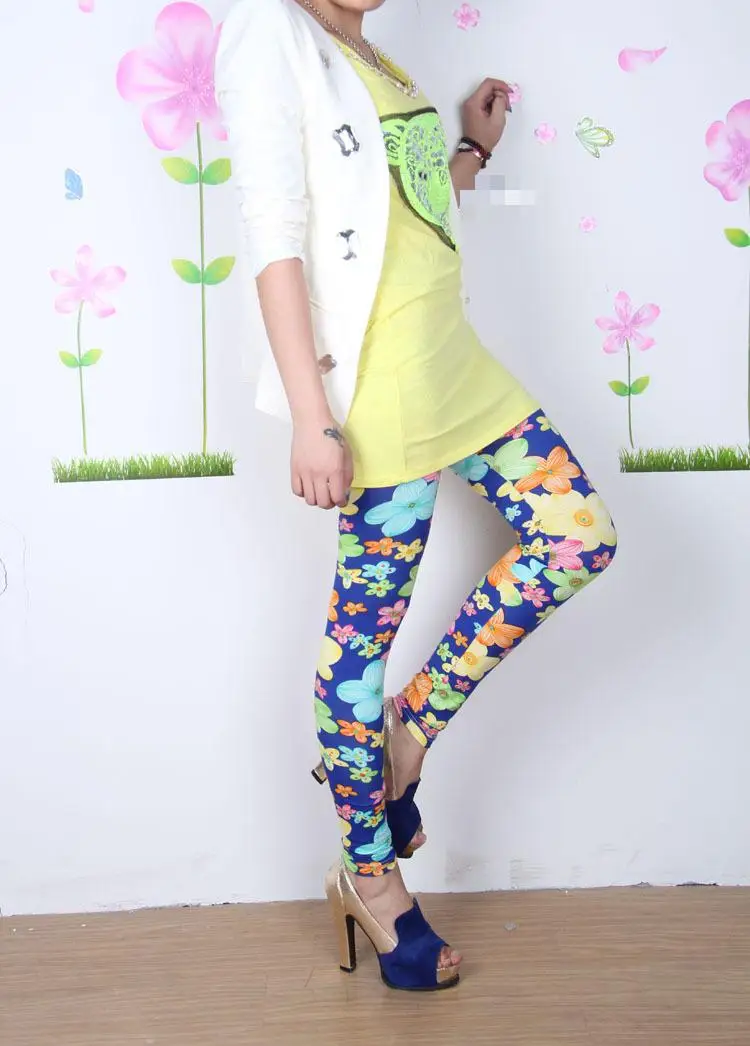 2024 New Arrival Vintage Floral Printed Bottompants Elastic Waist Ankle-length Leggings 11 Colors Available