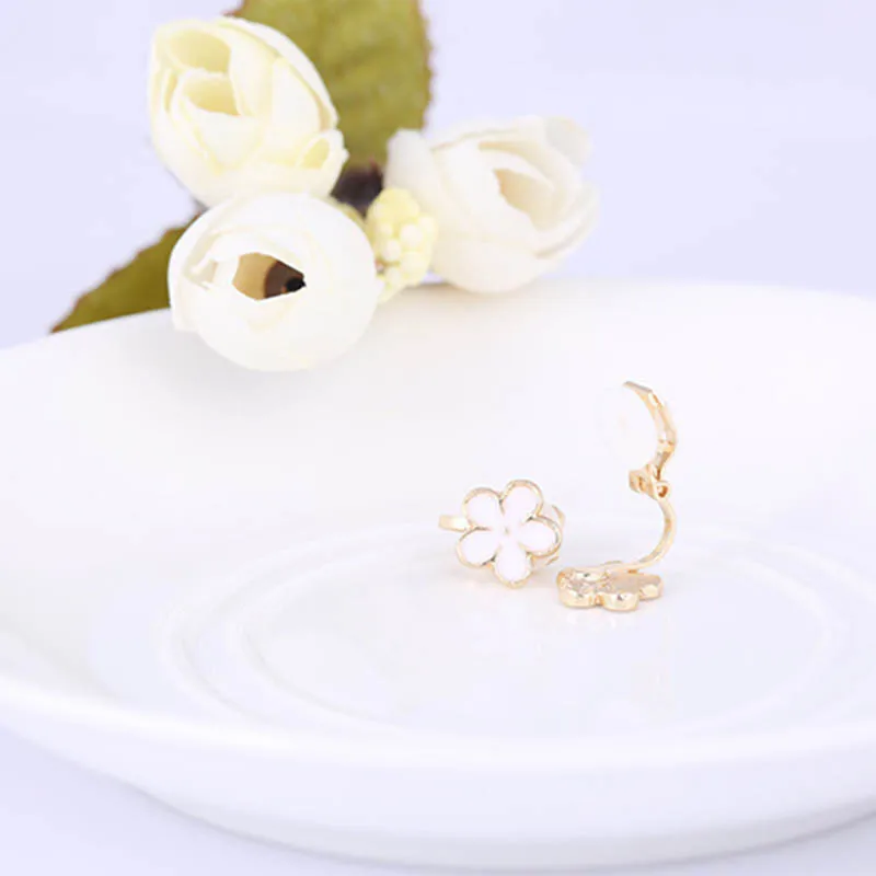 JIOFREE New Arrival Cute Flower Pink white Clip on Earrings Wihtout Piercing for Kids Fashion Earrings Not Allergy