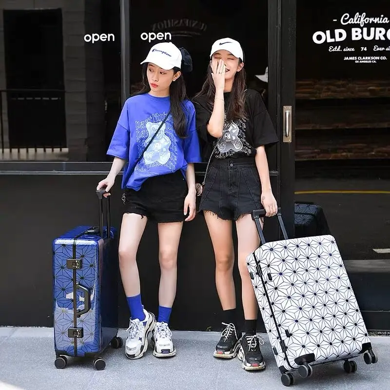 Hot!New Men 20 24 26 29 inch Trolley Luggage Women Aluminum Frame Rolling Suitcase carry on spinner brand Travel Bags on Wheels