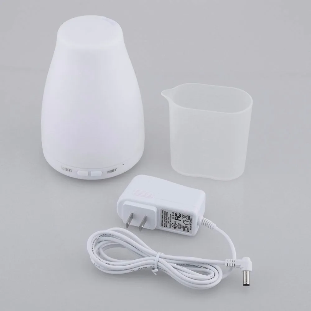 100 ML Mini Aromaterapi Minyak Esensial Diffuser 7 Warna Mengubah LED Light Diffuser Air Ultrasonic Humidifier Rumah Kantor Desktop