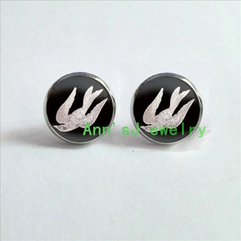 HZ4-0056 1pair bioshock infinite bird cage ear nail somber elizabeth choker Earrings jewelry glass ear stud Cabochon Earrings