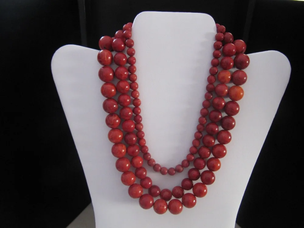 

1113 3 ROW GRADUATED CORAL BEAD NECKLACE