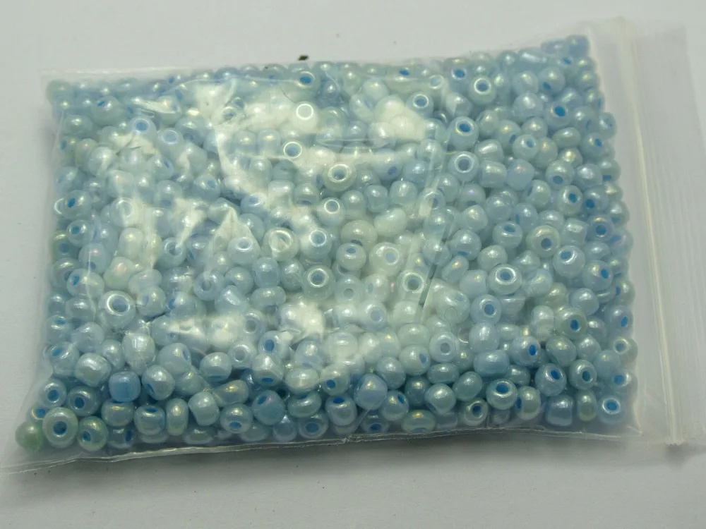 

800 Ceylon Blue Glass Seed Beads Rondelle 4mm (6/0)0)