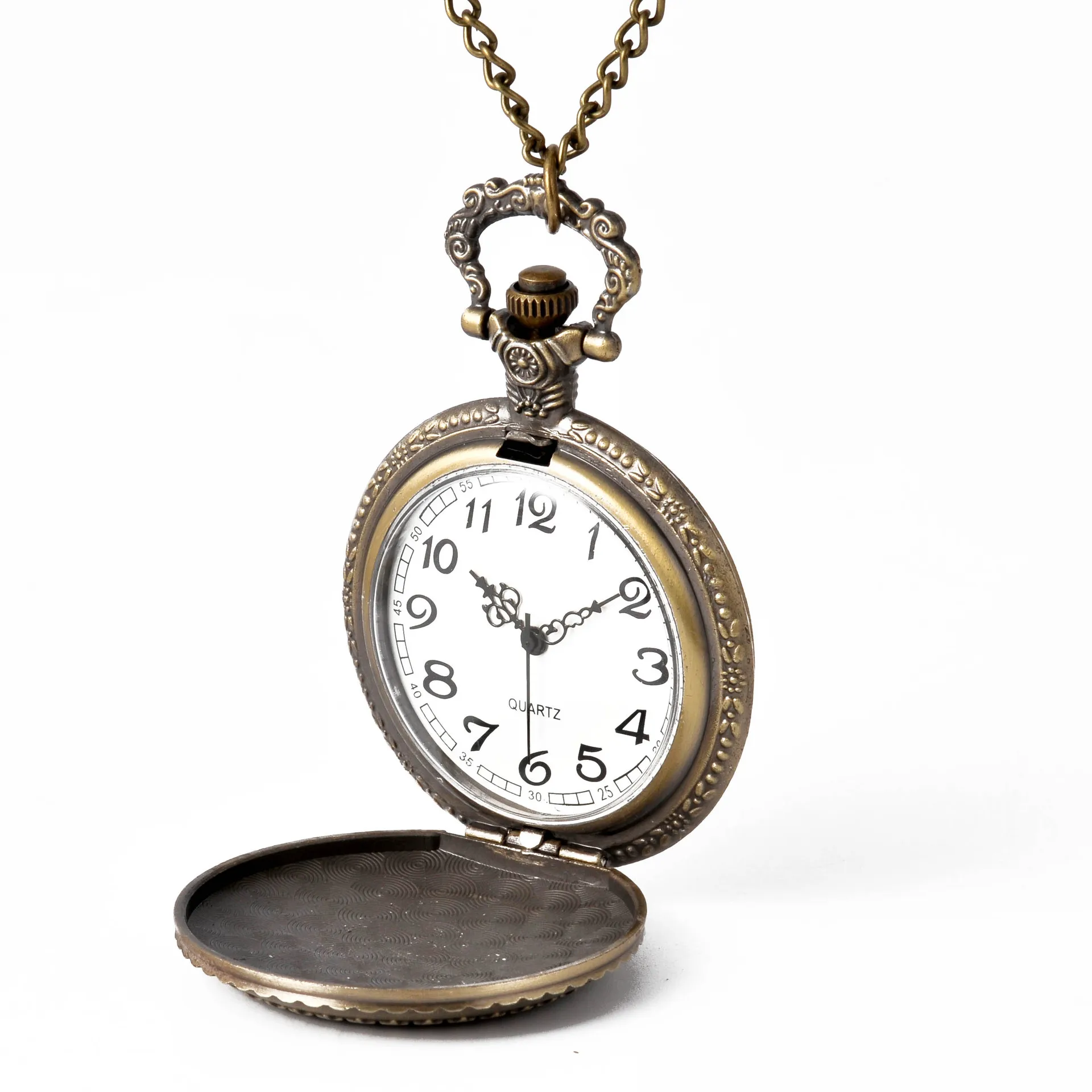 6052   Pocket Watch In Medium Brass Groove Wholesale Antique Fashion High Quality Cartoon Alloy  Pocket Watch Creative Gifts