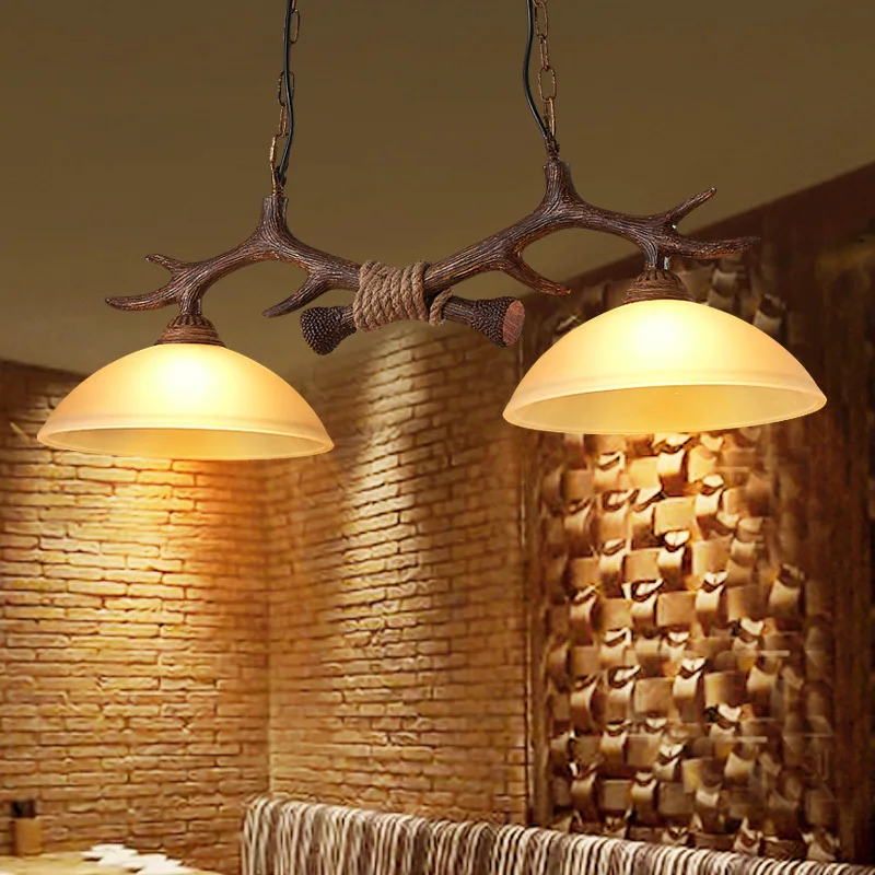 Vintage Creative Double Head Pendant Lights Nordic Retro Antlers Resin Hanglamp with Glass Lampshade for Bar Cafe Pendant Lamps