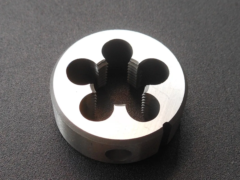 

1pc NEW BSW Hand Die 1" -8 Dies Threading Tools 1" -8