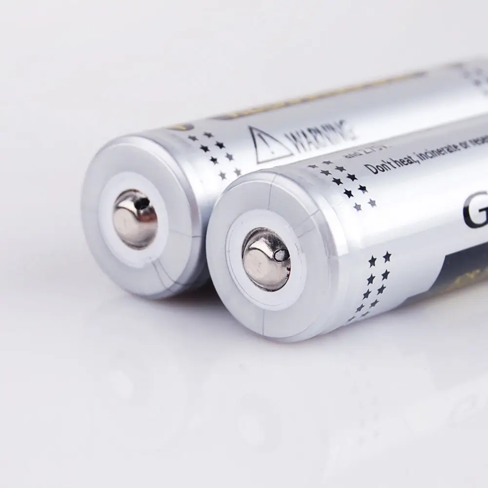 GTF 2x 3000mAh18650 3.7โวลต์Li-Ionแบตเตอรี่+ที่ชาร์จสำหรับไฟฉายLED