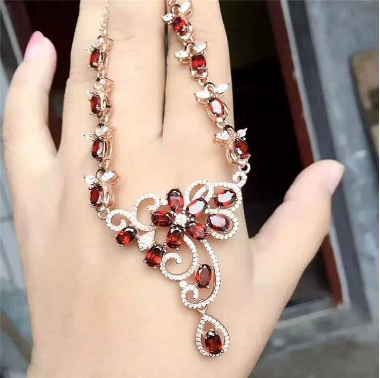 

Free shipping Natural garnet necklace pendant Real origin red garnet 925 sterling silver Fine jewelry 4*6mm 19pcs