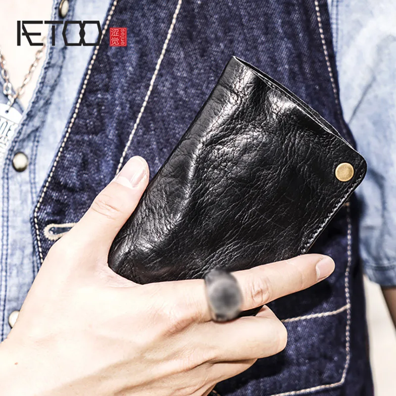 AETOO Vintage cowhide Wallet Male short youth personality wallet male buckle leather change bag handmade card bag