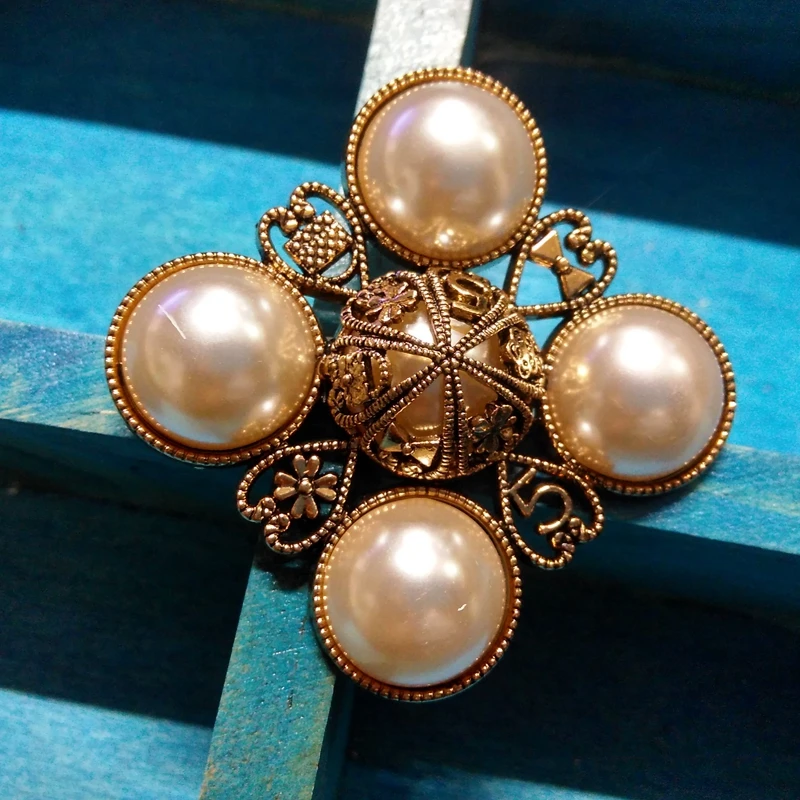 Number 5 Pearl  Brooch  Broach For Women  Famous Luxury  Designer Jewelry