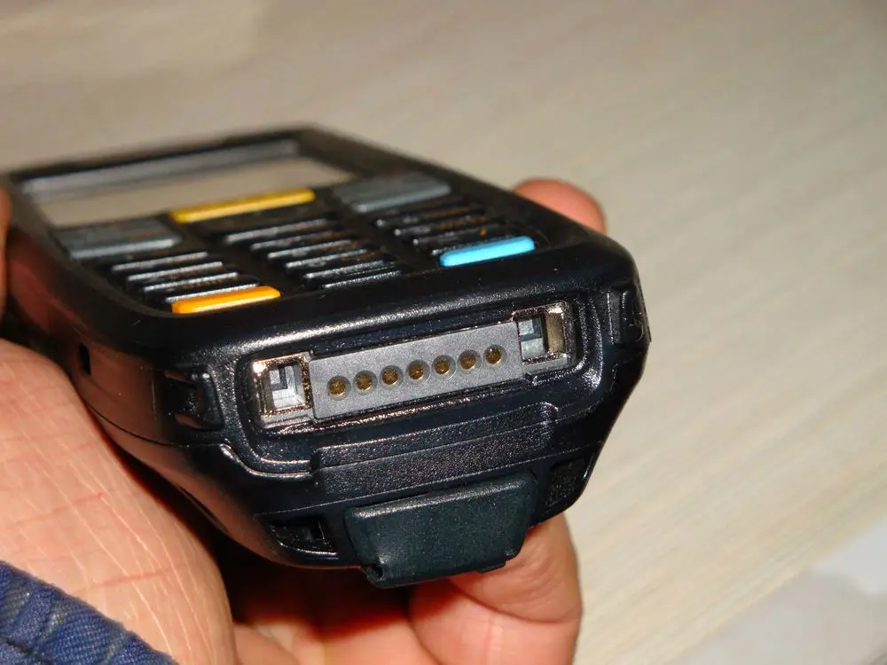 Motorola MC2180 2.8" Touch Mobile Computer 1D-Linear Imager W/O Battery with charger cable