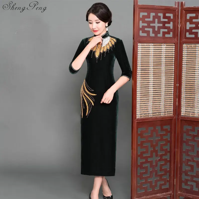 Traditional Chinese women cheongsam qipao elegant embroidered velour high quality oriental Chinese cheongsam women Q280