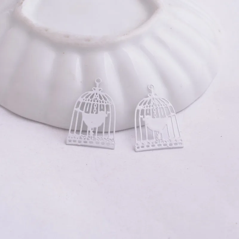 50 Stück AC2944 23mm*15mm Filigrane Anhänger Metall-Vogelkäfig Bemalte Anhänger Verbindungsstücke Ornament Bijoux – Detail 8