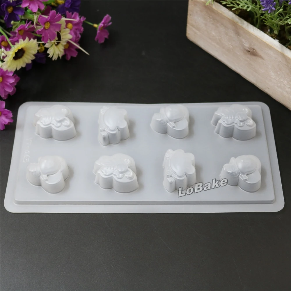 (5pcs/lot) Nice 8 cavities Butterfly  Bee Frog shape Semi-transparent PP Plastic Moon cake pudding Chocolate Candy jelly Molds