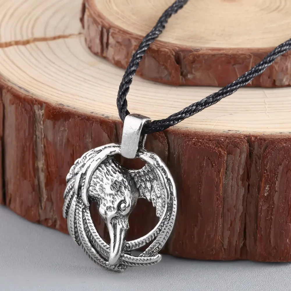 Cxwind Vintage Norse Animal Raven Necklace Odin\'s Viking Pendants Necklaces Crow Runes for Unisex  Amulets jewelry