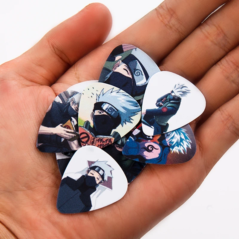 SOACH 10pcs 3 kinds of thickness new guitar picks bass Japanese anime man pictures quality print pick Guitar accessories