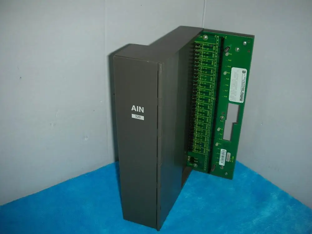 

1PC ★ ABB Bailey P-HB -AIN-2200S100 / AIN220 BASE