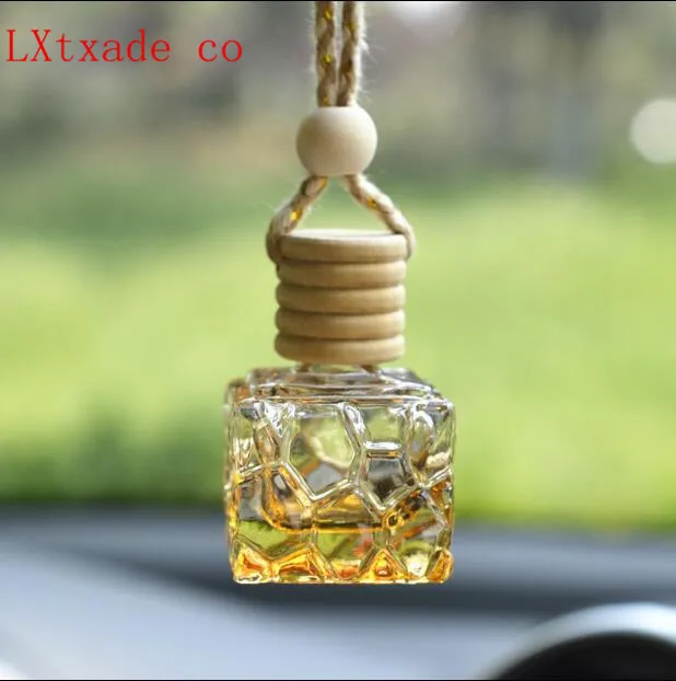 

New Style 7ml Empty Glass Bottles Car Perfume Pendant Wholesale Retail Parfume Essential Oil Quadrate Packaging Containers
