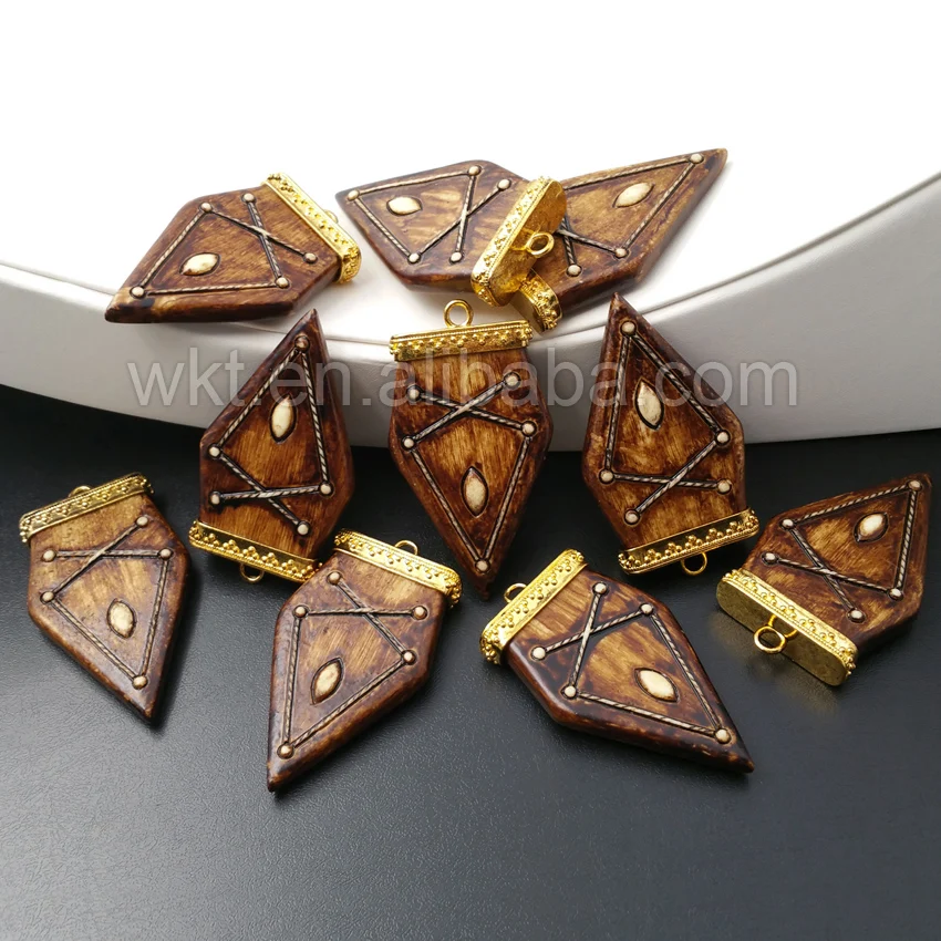 WT-P978 5pcs/lot Wholesale Design Carved Pendant with Gold strim ,Brown Resin Arrowhead Shape Pendant for Necklace Making