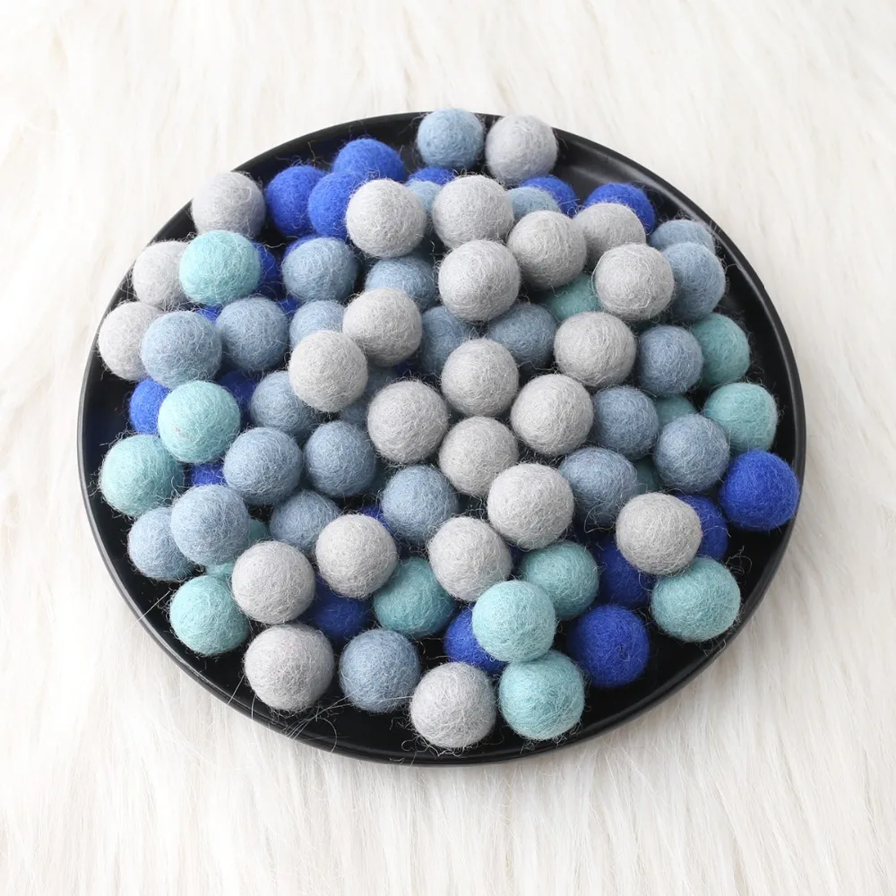 Colorful Felt Craft Balls — product detail 4