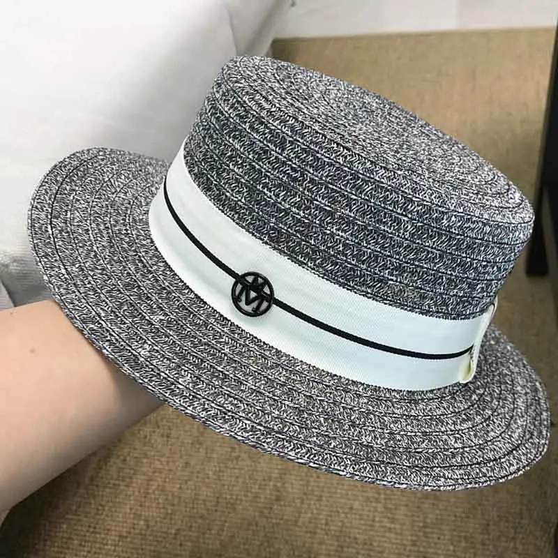 Classic Unisex Straw Fedora Derby Hat Wide Brim Beach Hat Summer Cap Sun Hat for women Men Flat Top Church Derby Cap Couple Tee