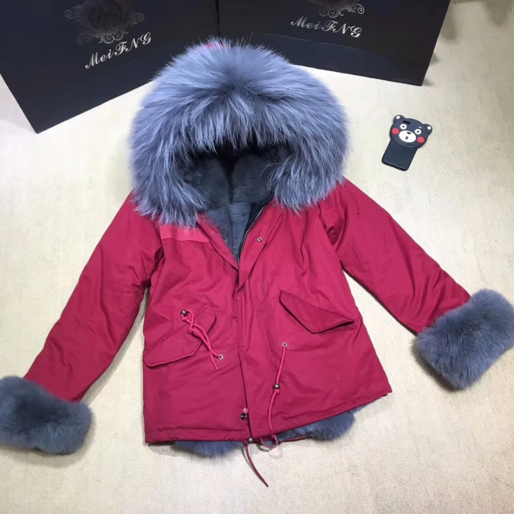 ล่าสุดฝ้าย Out หรูหรา Parka สีเทาซับขนสัตว์ Faux และ Fox Fur Trimming หนาสำหรับผู้หญิงและผู้ชาย