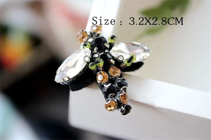 20PCS/LOT Beads Small Bee Patch for Clothes rhinestone Beads Patch for Clothing Sewing On beads Decoration DIY