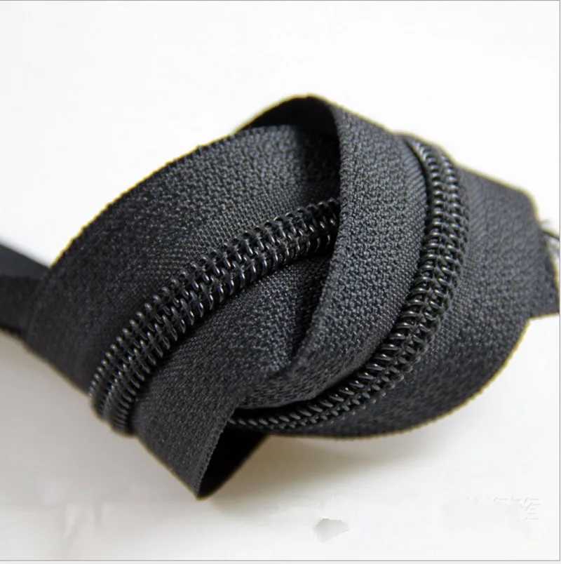 

360 yard White/Black nylon zipper Do the bags Tent Backpack zippers sofa cover gift zipper head