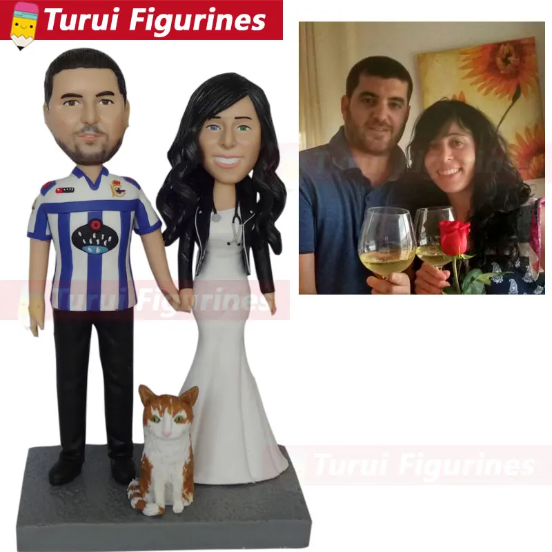 statuette from pictures sports figurines two people with dog couple personalized dolls from photos custom bobblehead figurines