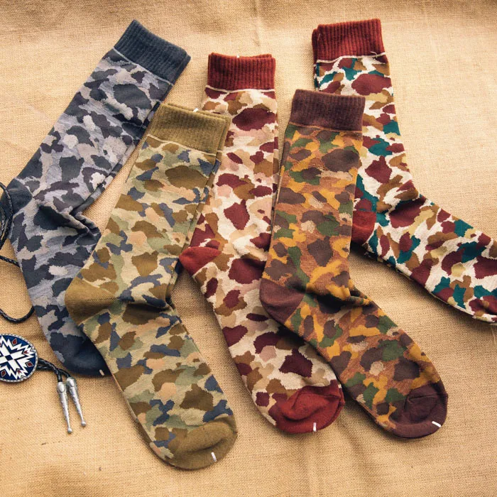 1 pairs Japanese single Harajuku Sen retro tube men high quality camouflage socks Street dead fly skateboard tide socks
