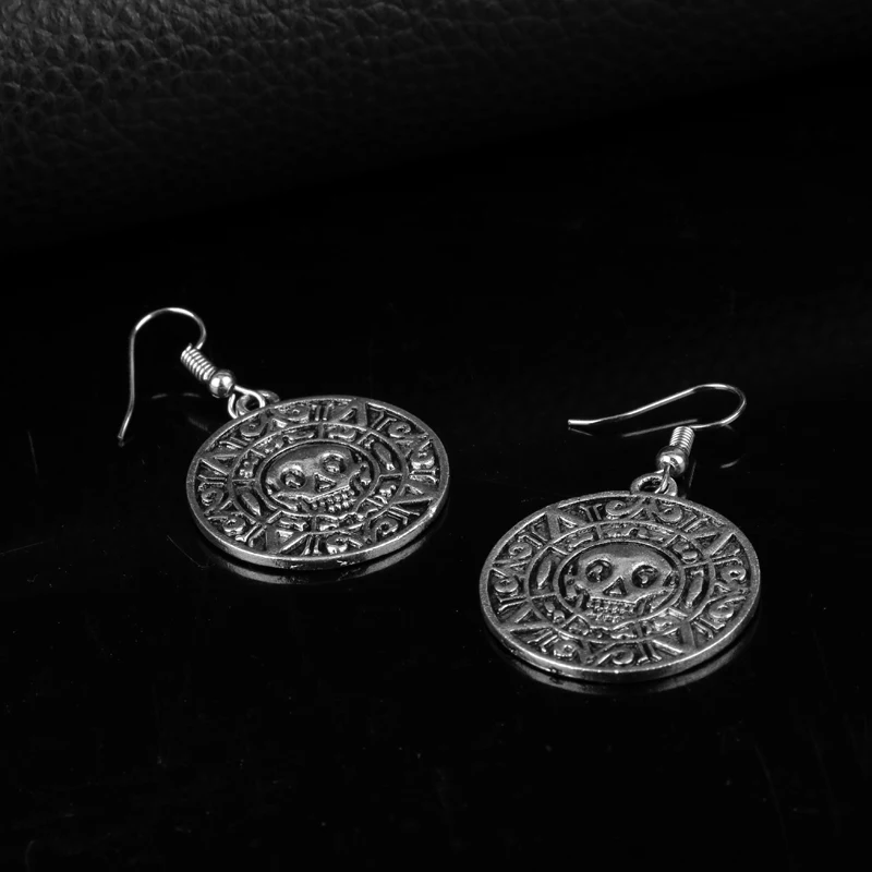 MQCHUN New Pirates Of The Caribbean Earring Women Round Skull Dangle Earring Vintage Drop Earring -15