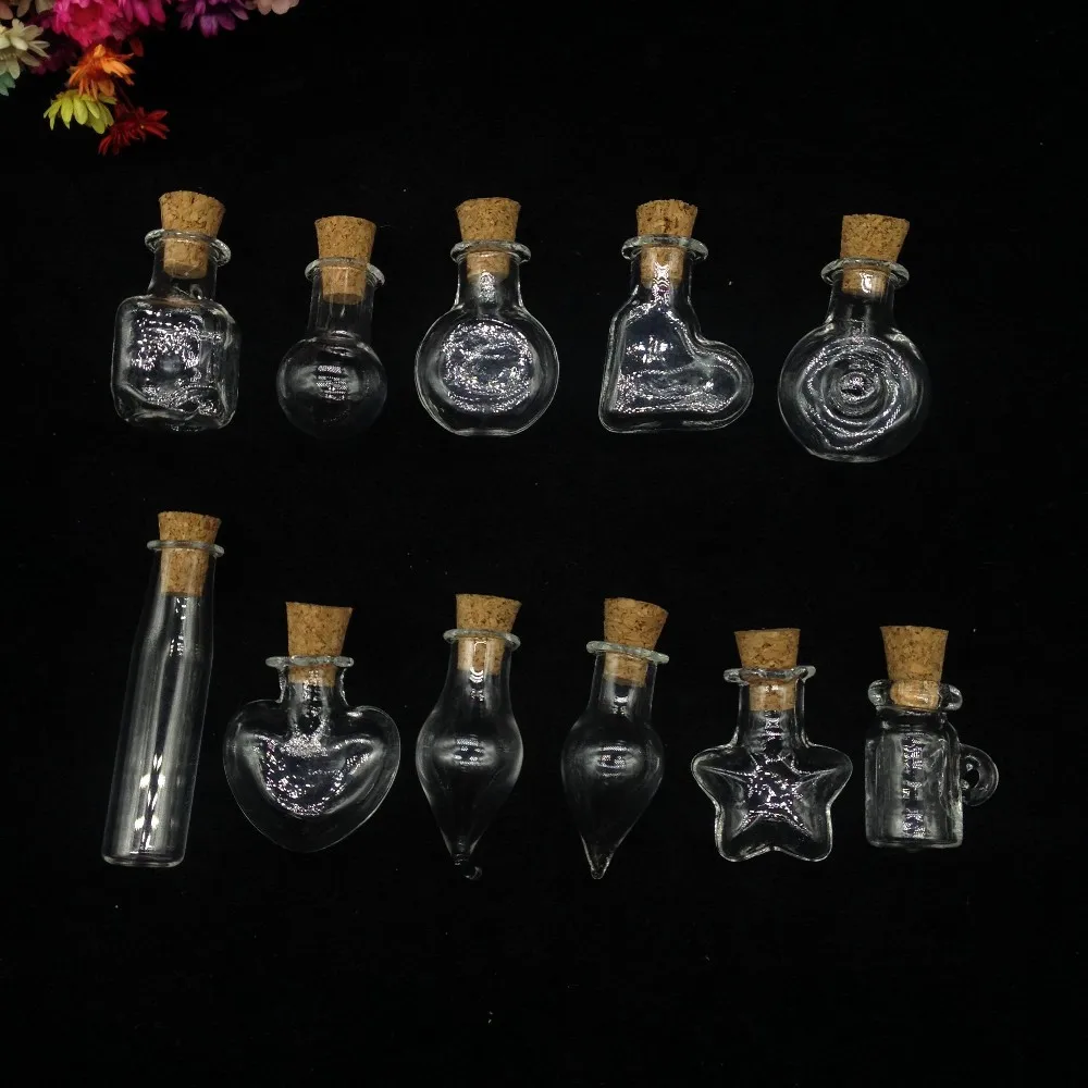 

50pcs Mixed Shape Mini Glass Bottles With Small Wishing Bottles With Cork stopper Wood Vials Arts Jars party Gifts diy Pendants