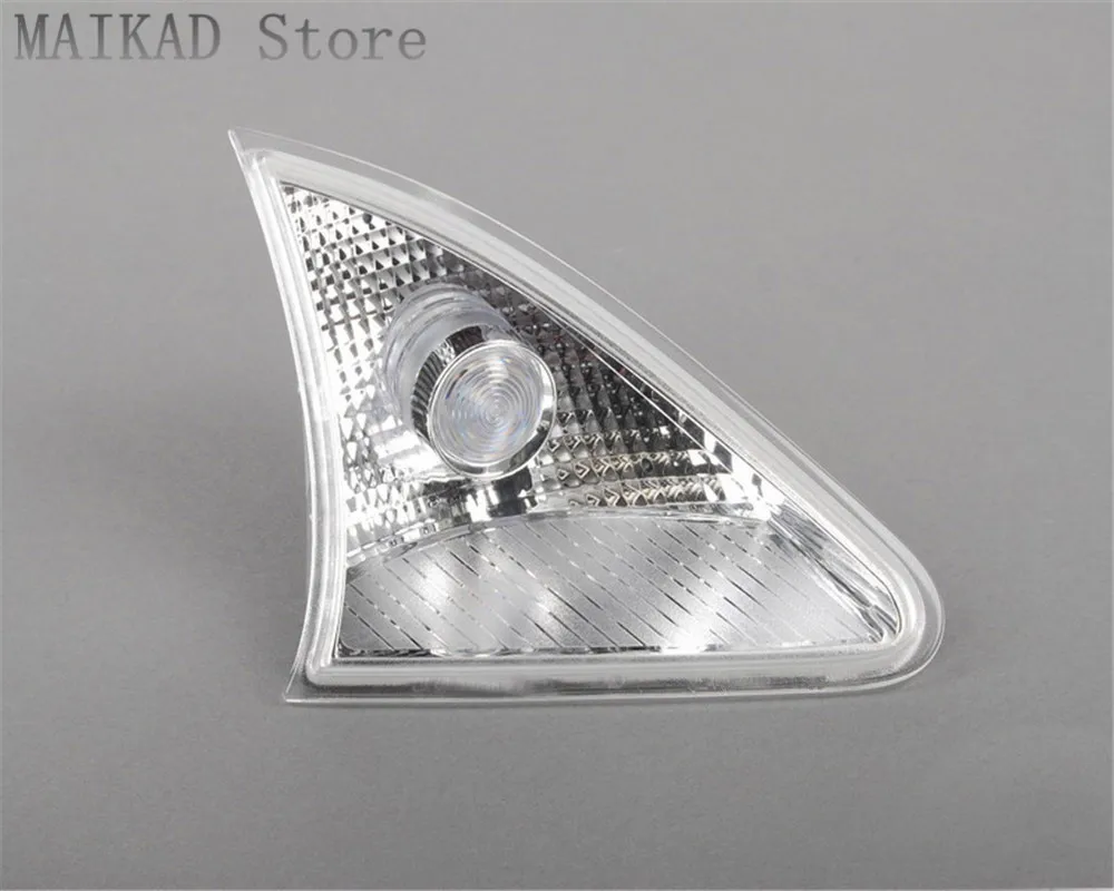 

Front Position Light Next To Headlight Parking Light for Mercedes-Benz W251 R280 R300 R320 R350 R500 R550 R63 R400 A2518201056