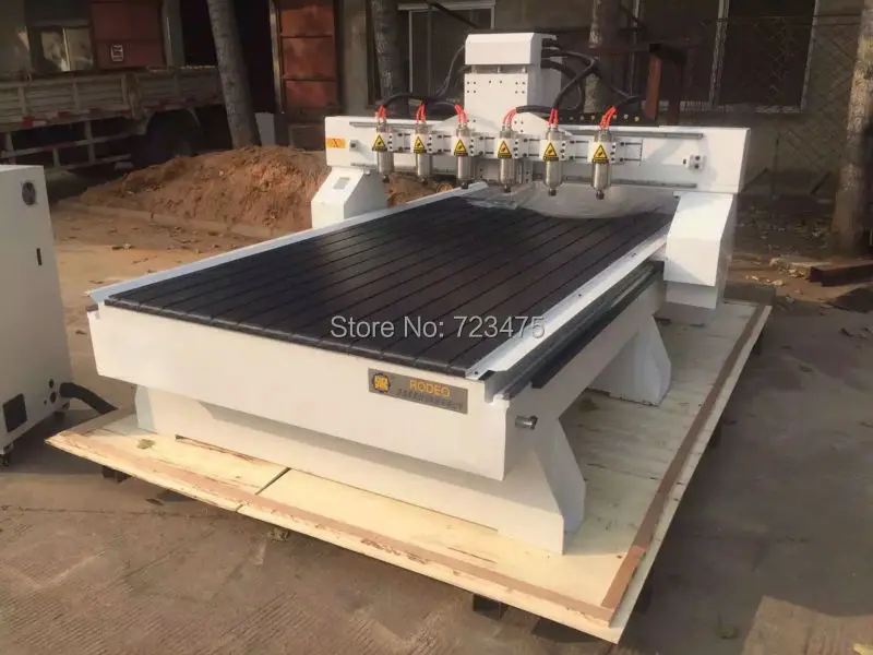 Mesa de ranura en T de vacío de alta resistencia 1325 CNC cortador de madera/Mach 3 controlador de estudio CNC fresadora de madera de muebles a bajo precio