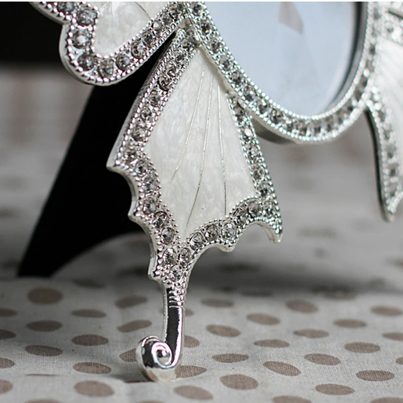 Shiny Silver White Butterfly Metal Alloy Picture Photo Frame With Clear Rhinestones Jeweled Home Tabletop Blue Amber Zinc Pieces