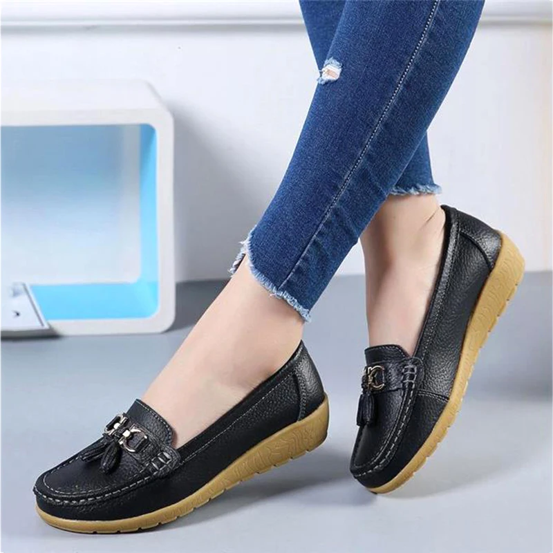 New Women Shoes Loafers  Female Moccasins Shoes Summer Genuine Leather Women Flats Slip On Women Loafers Flats Tassel Plus Size