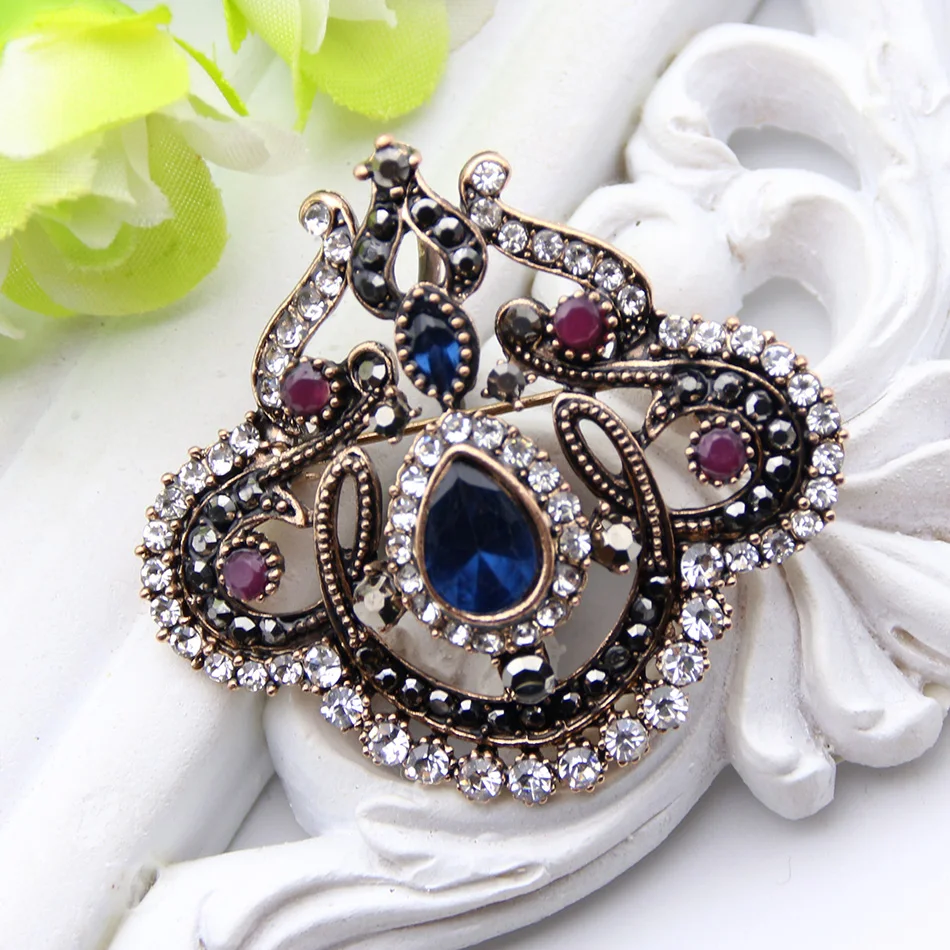 Hollow Flower Brooch For Women  Jewelry Multicolor Resin Turkish Brooches Broches Antique Gold Color Ladies Banqust Pins Gift